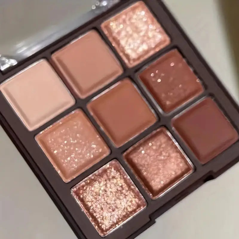 9-Farben-Lidschattenpalette in Erdtönen, leichtes Make-up