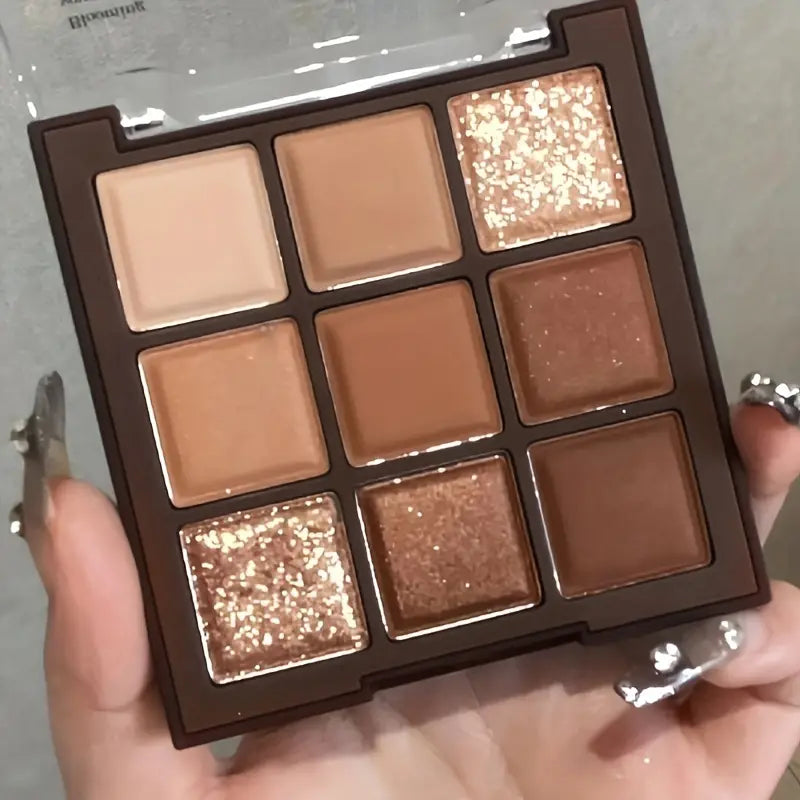 9-Farben-Lidschattenpalette in Erdtönen, leichtes Make-up